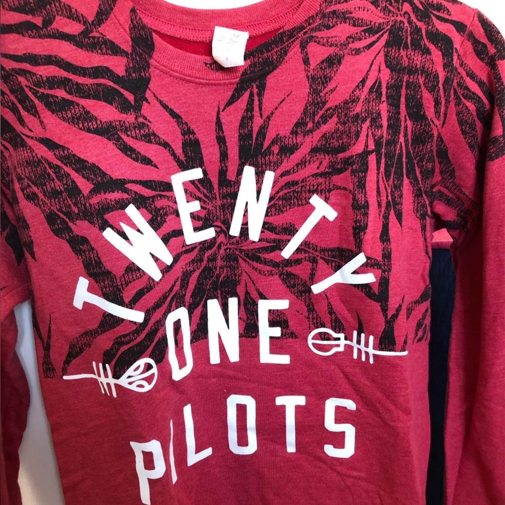 Hot Topic Band Crewneck